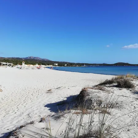 La Sima Con Piscina Vista Mare Sardegna *
