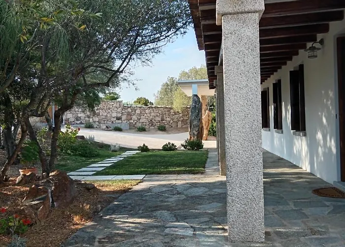 Villa La Sima Con Piscina Vista Mare Sardegna San Pantaleo
