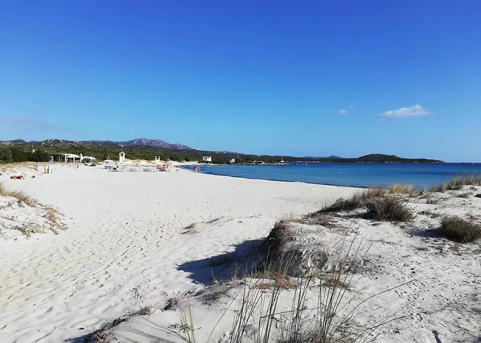La Sima Con Piscina Vista Mare Sardegna *