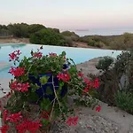 La Sima Con Piscina Vista Mare Sardegna Villa